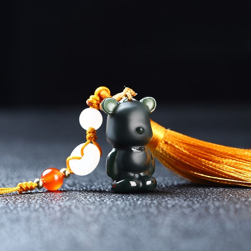 An Exquisite Cyan jade Bear Pendant: An Exquisite Cyan jade Bear Pendant,Size:1.1inx0.5inx0.5in 青玉熊挂件