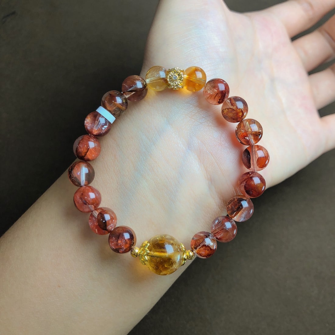 An Exquisite Crystal Bracelets - 2