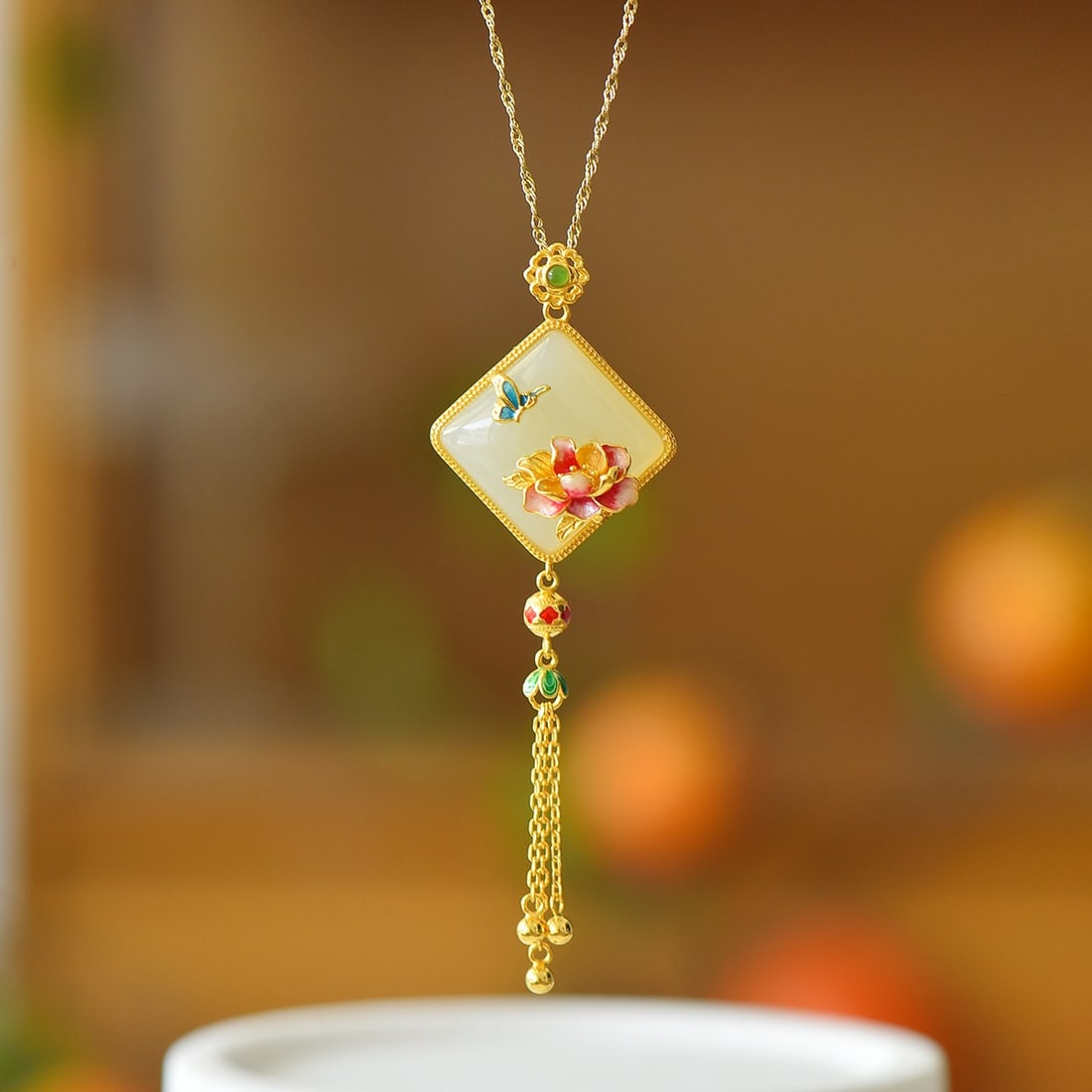 An Exquisite Sterling Silver-Gold Plated Inlaid White Jade Enamel Pendant: An Exquisite Sterling Silver-Gold Plated Inlaid White Jade Enamel Pendant 纯银镀金镶白玉珐琅吊坠