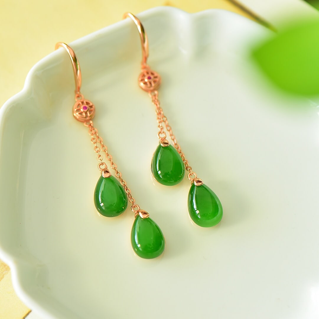 A Pair of Exquisite Sterling Silver-Gold Plated Inlaid Jasper Earrings: A Pair of Exquisite Sterling Silver-Gold Plated Inlaid Jasper Earrings,Size:0.3inx2.4in 一对纯银镀金镶碧玉耳环