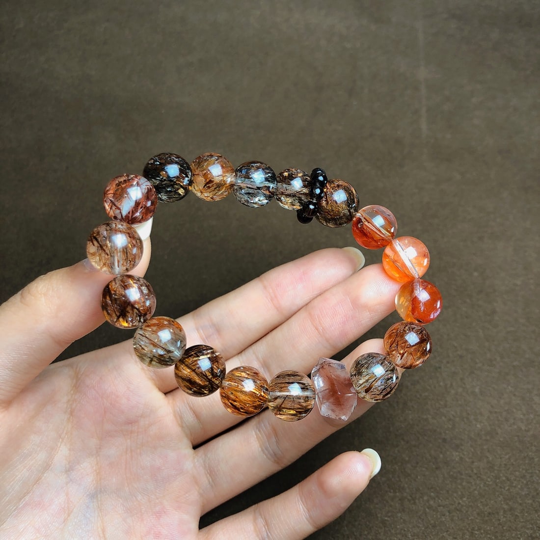 An Exquisite Crystal Bracelets - 5