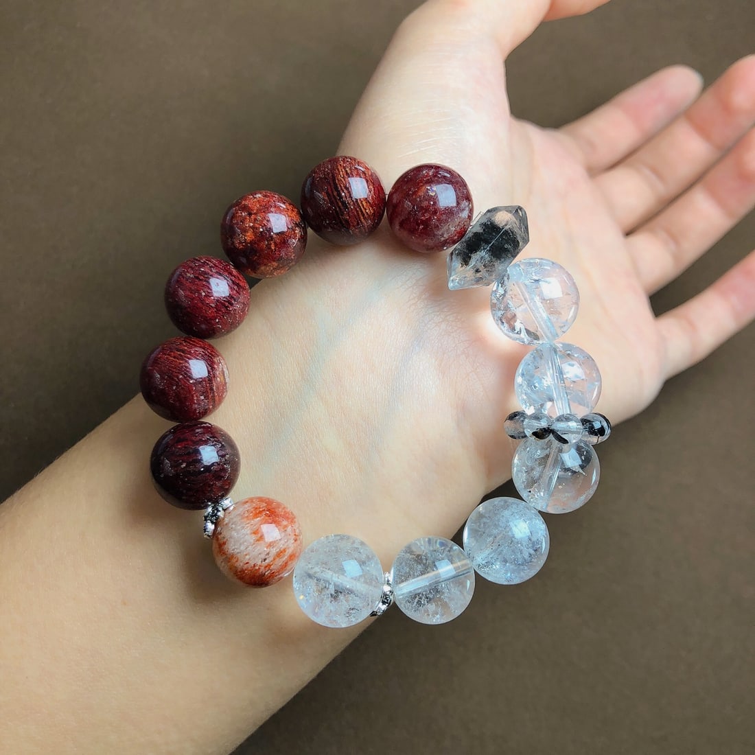 An Exquisite Crystal Bracelets - 3