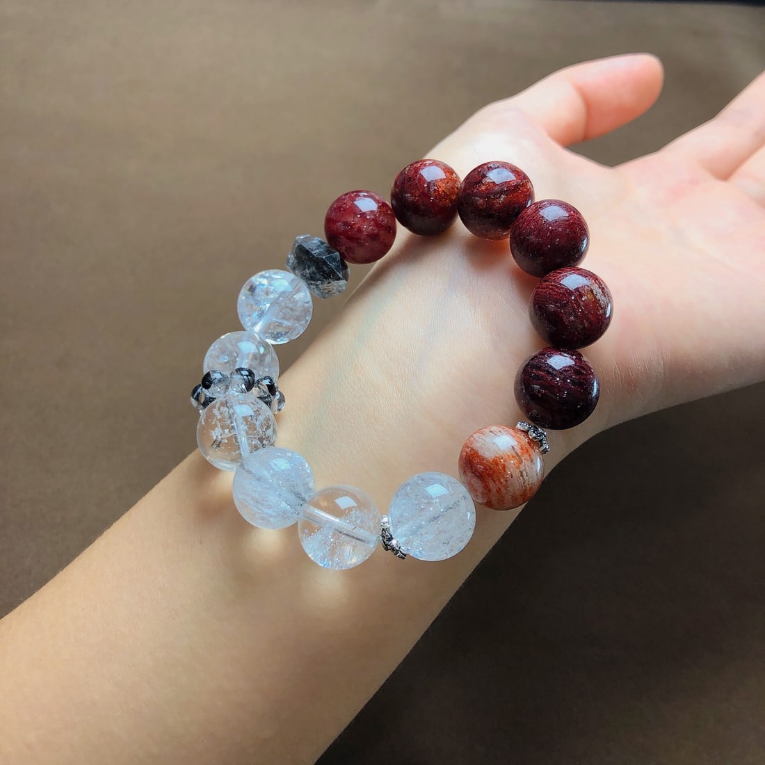 An Exquisite Crystal Bracelets - 4