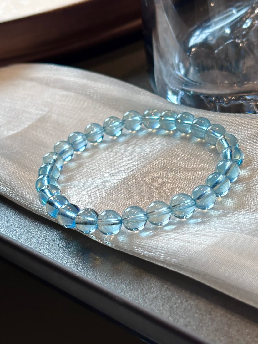 An Exquisite Aquamarine Bracelets - 2