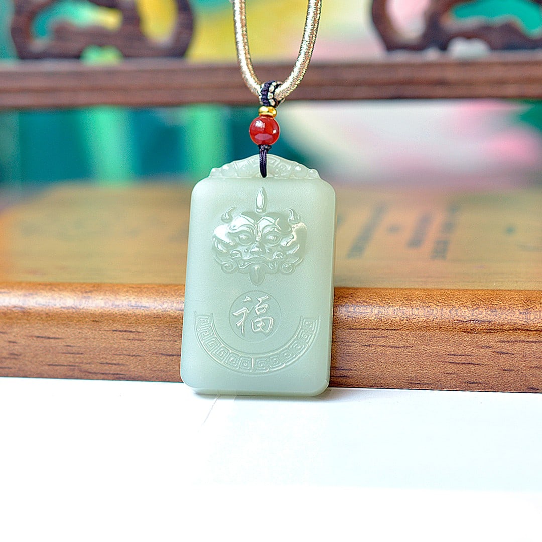 An Exquisite White Jade Fu-Character Pattern Pendant - 3