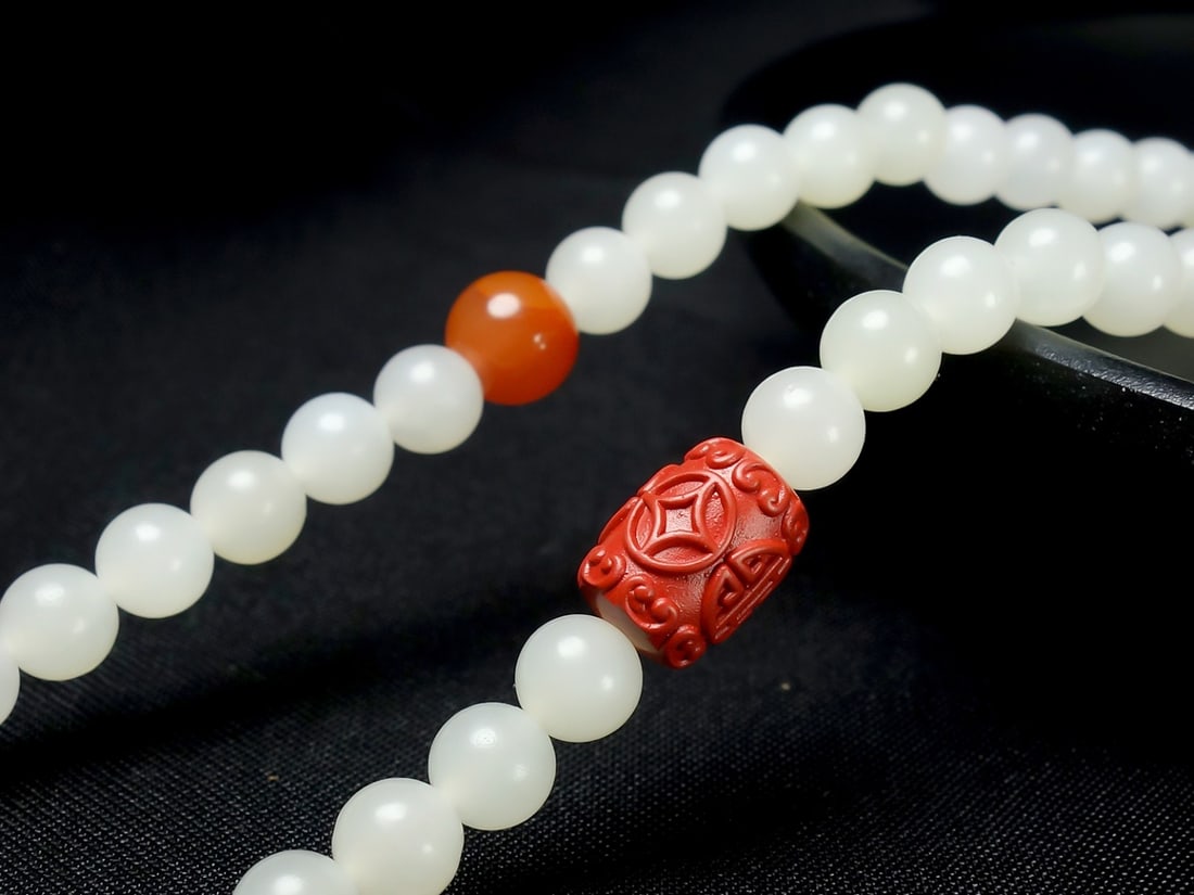 An Exquisite White Jade Bracelets - 4