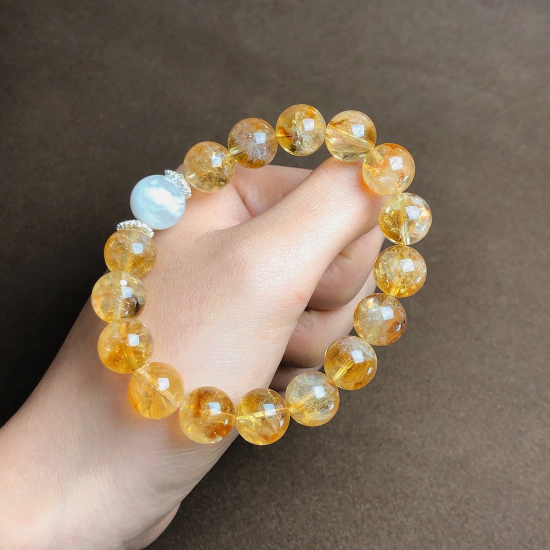 An Exquisite Crystal Bracelets - 2