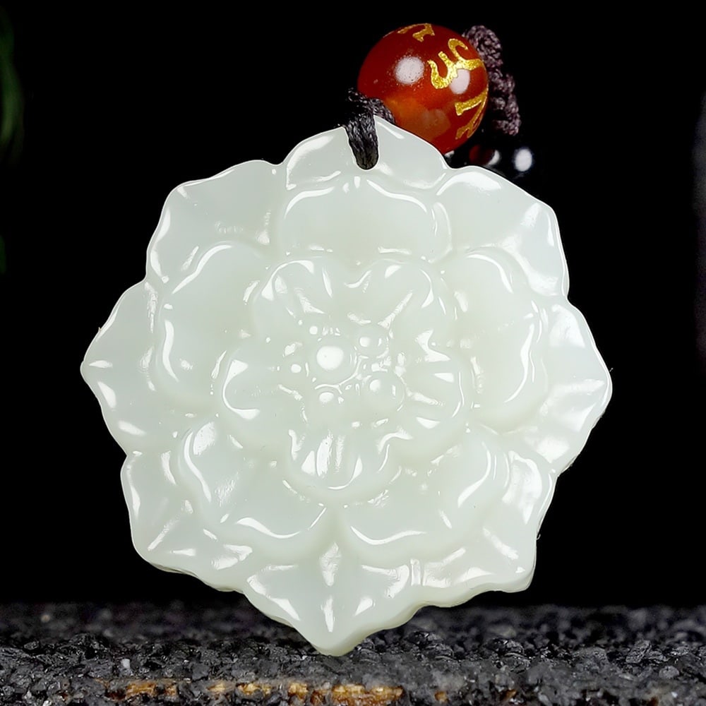 An Exquisite White Jade Lotus Pendant: An Exquisite White Jade Lotus Pendant,Size:1.2inx1.2inx0.3in 白玉莲花挂件