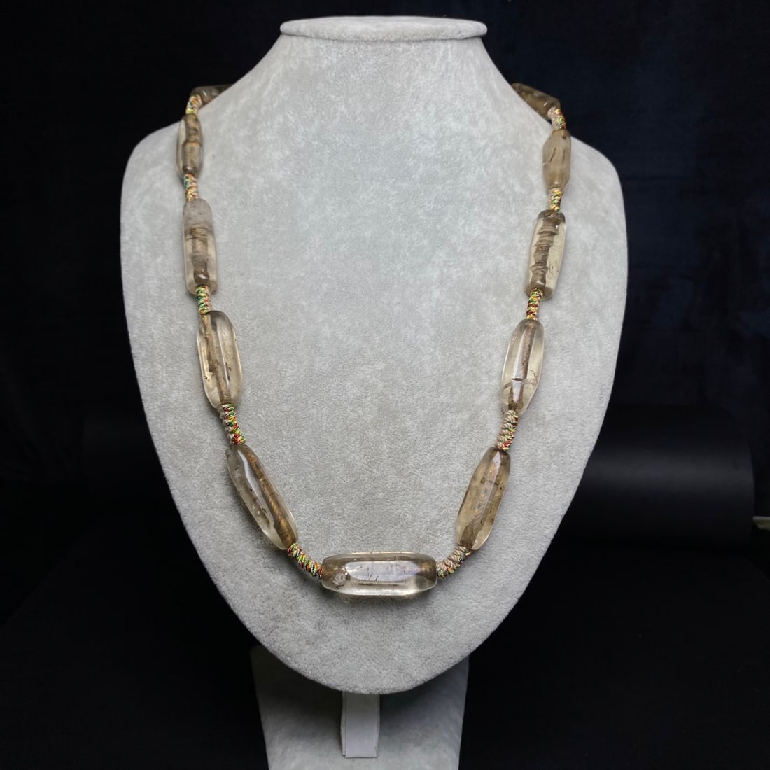 A Precious Crystal Necklace - 9