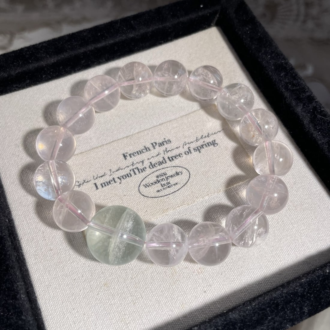 An Exquisite Crystal Bracelet - 2
