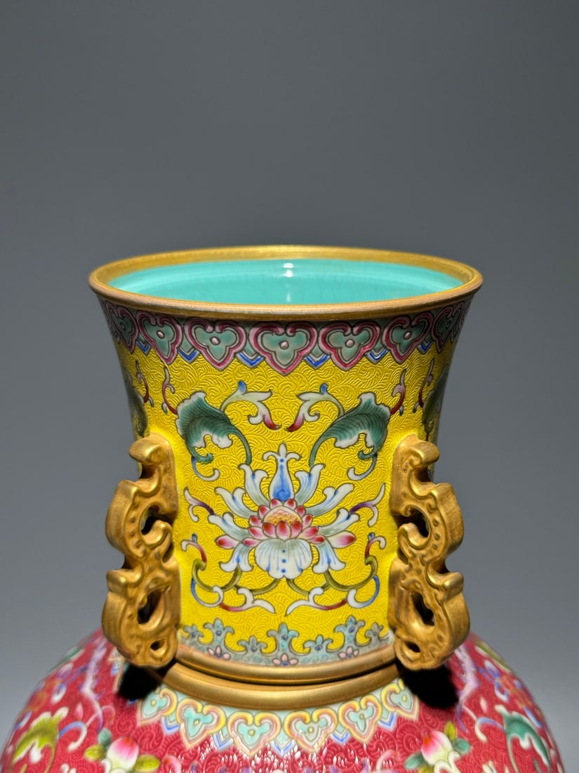 A Huge Red Ground Enamel Lotus Pattern Bottle - 6