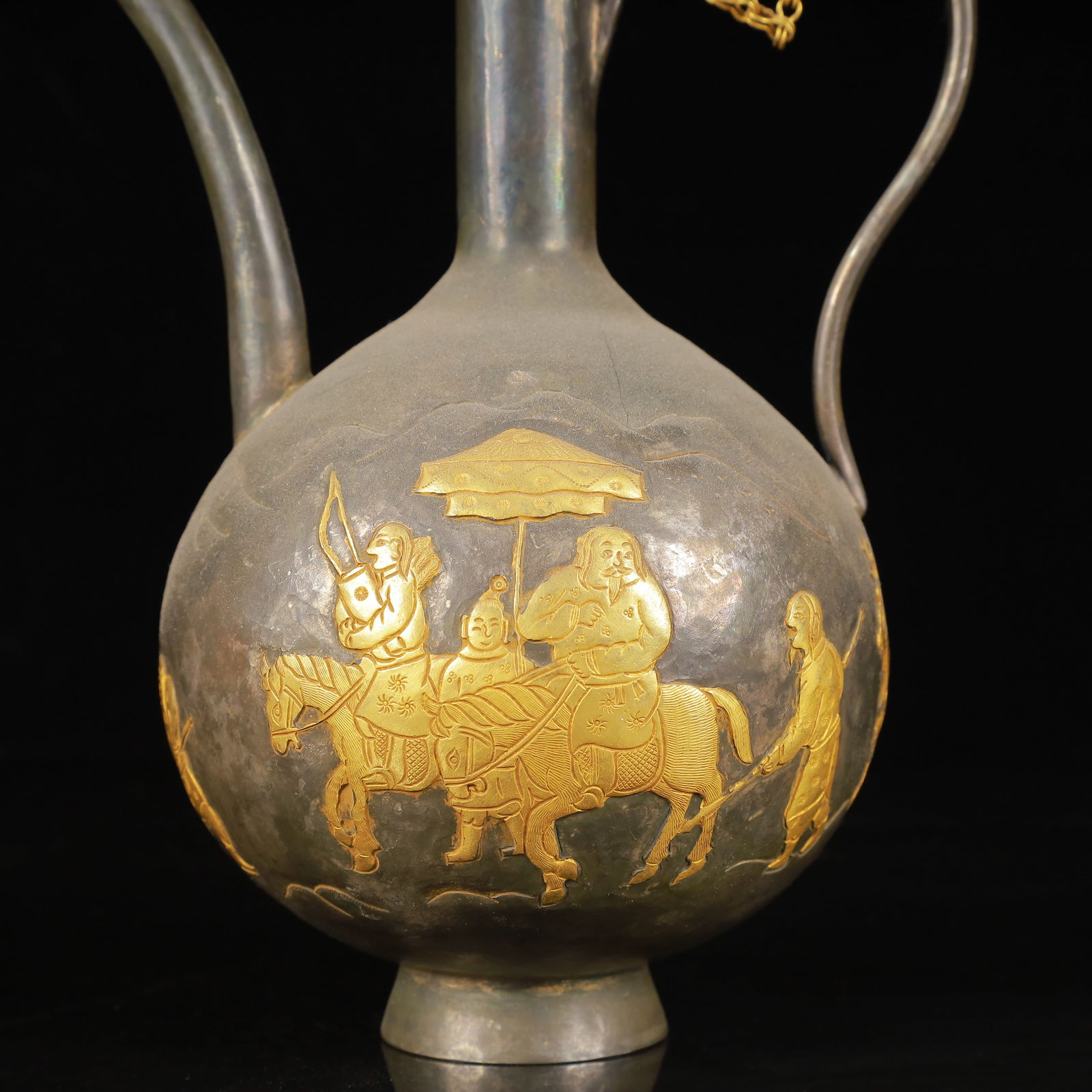 An Exquisite Gilt Silver Figure Pattern Ewer - 12