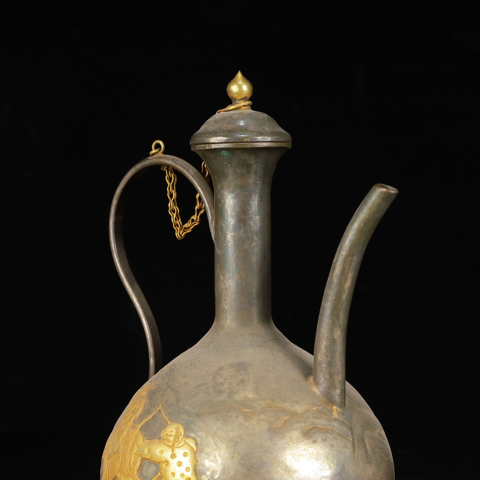 An Exquisite Gilt Silver Figure Pattern Ewer - 4