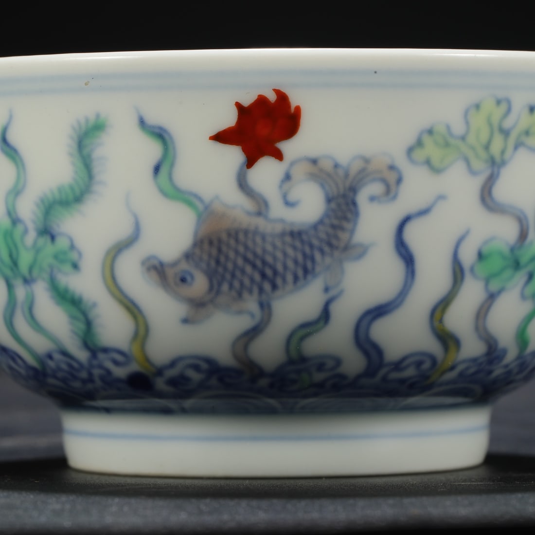 An Exquisite Doucai Hornwort Pattern Cup - 9