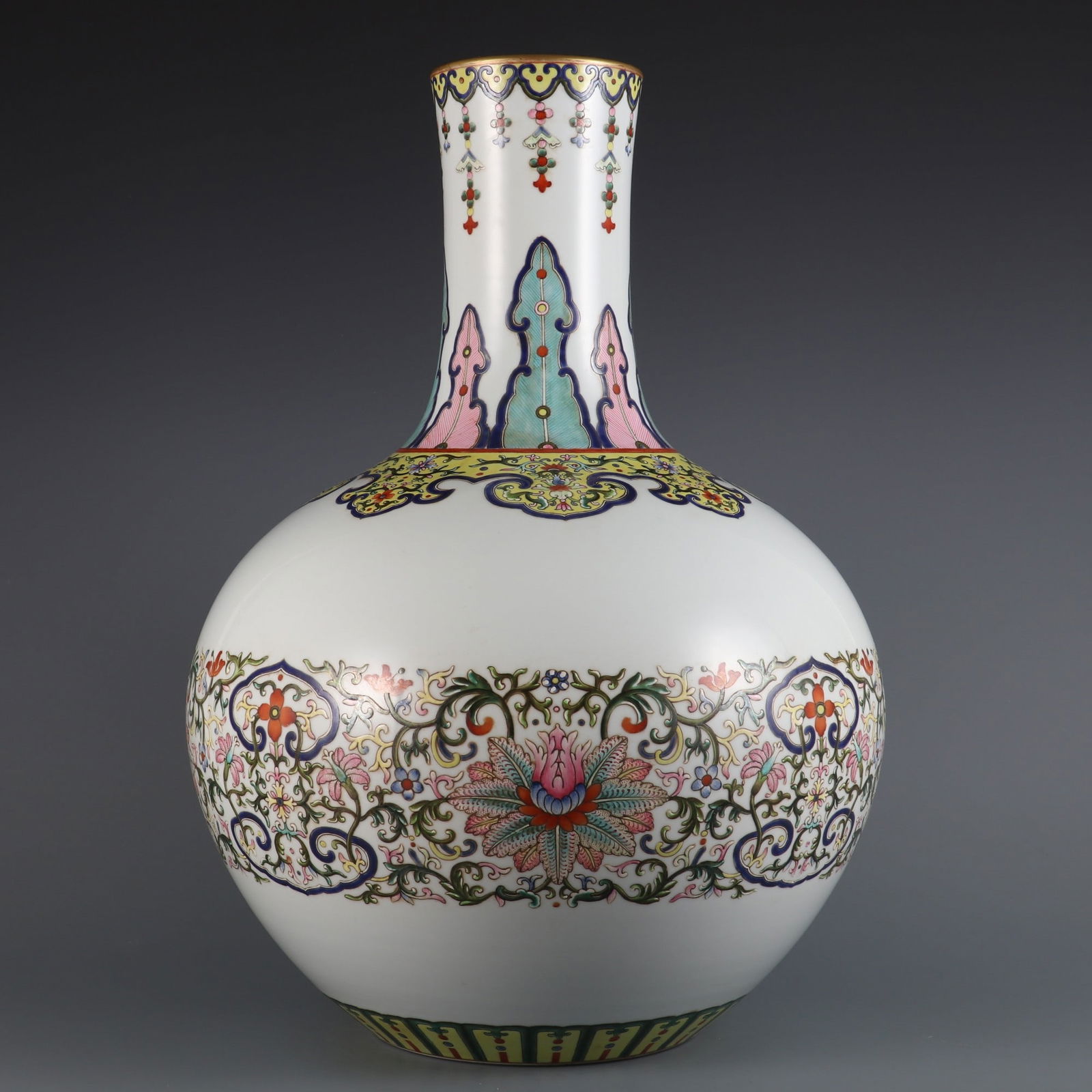 An Exquisite Famille-Rose Lotus Pattern Vase (1 of 9)