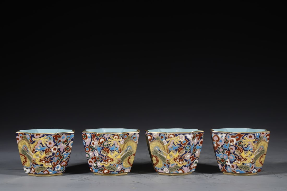 A Set of Fine Enamel Auspicious Cloud and Dragon Pattern Cups: A Set of Fine Enamel Auspicious Cloud and Dragon Pattern Cups,Qing Dynasty,China,Qianlong Four-character Mark,Size:2inx2.8in 