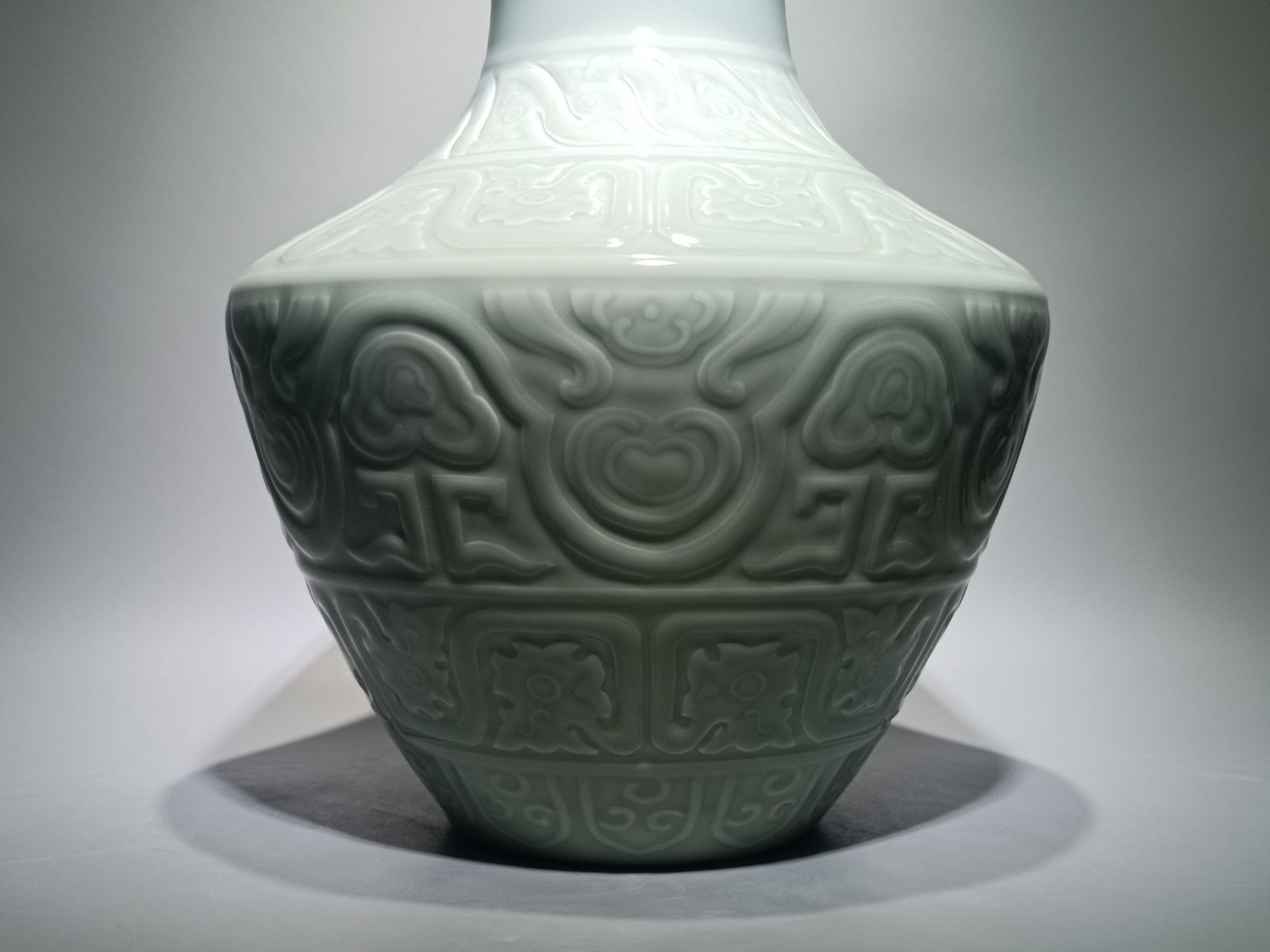 A Rare Celadon Glazed Dragon Pattern Vase - 3