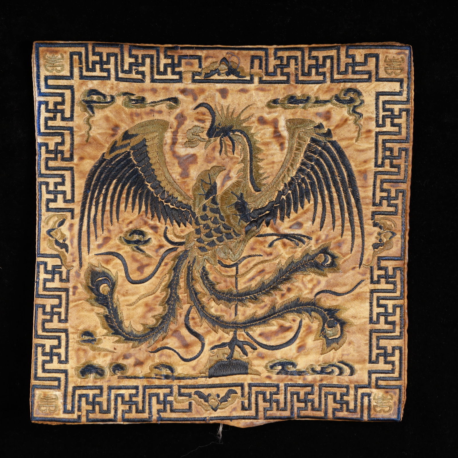 An Exquisite Embroidery Phoenix Pattern Civil Official Rank Badges: An Exquisite Embroidery Phoenix Pattern Civil Official Rank Badges,Qing Dynasty, China,Size:10.2inx10.2in 刺绣凤官补,中国清代