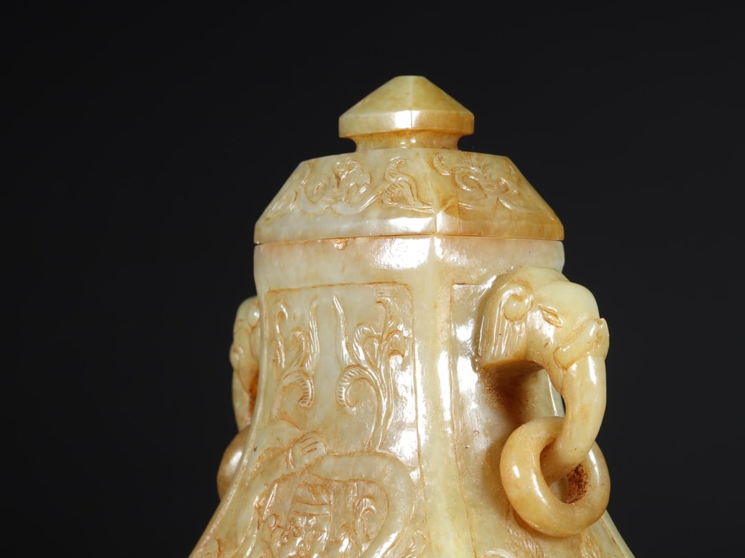 A Fine White Jade Figure Pattern Double-Ears Vase - 6