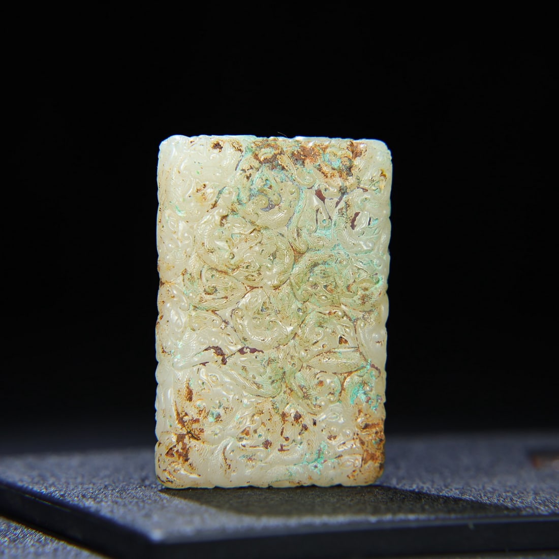 An Exquisite White Jade Dragon Pattern Pendant - 7