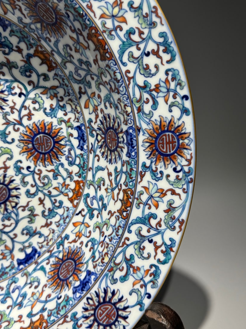 A Huge Doucai Lotus Pattern Plate - 6