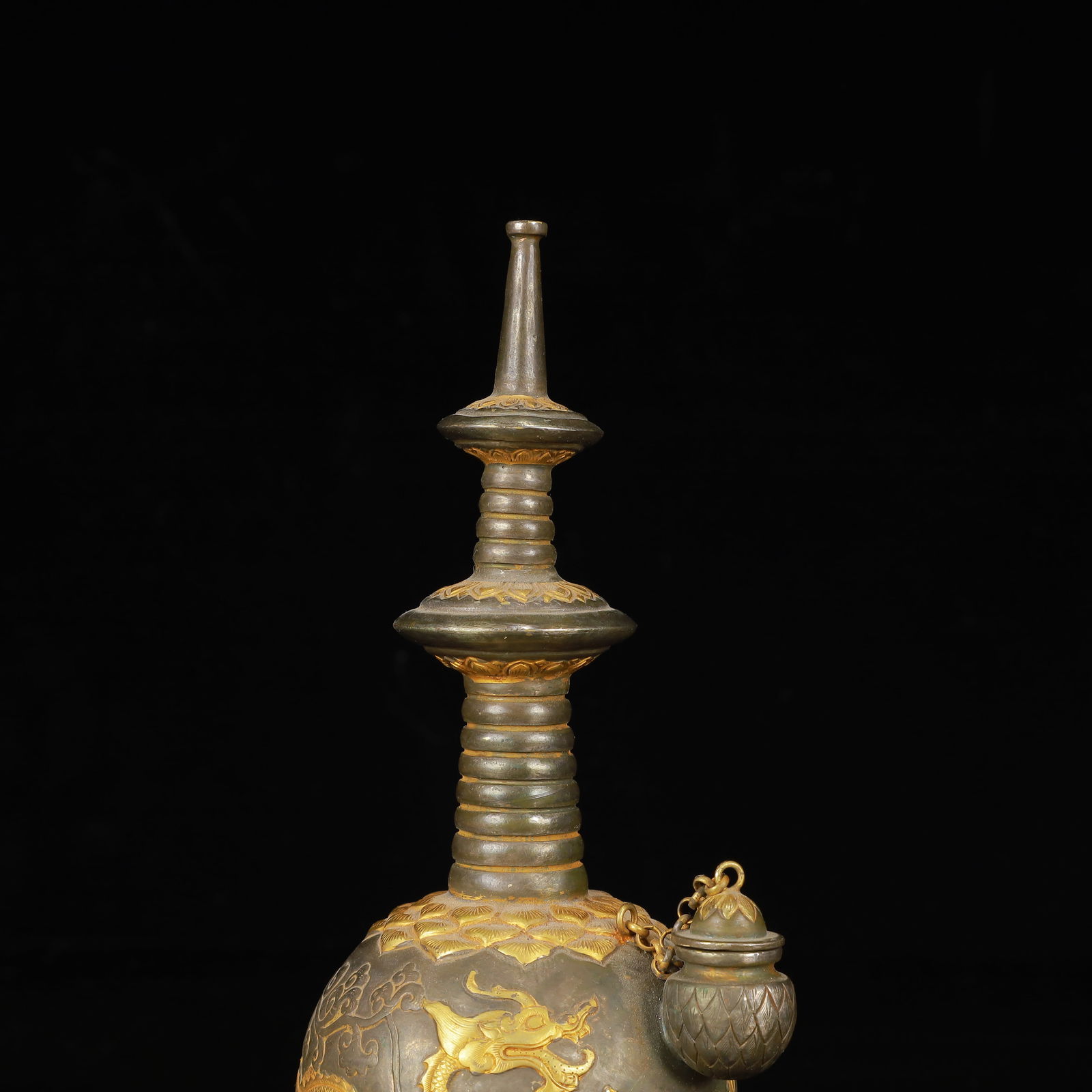 An Exquisite Gilt Silver Dragon Pattern Vase - 5