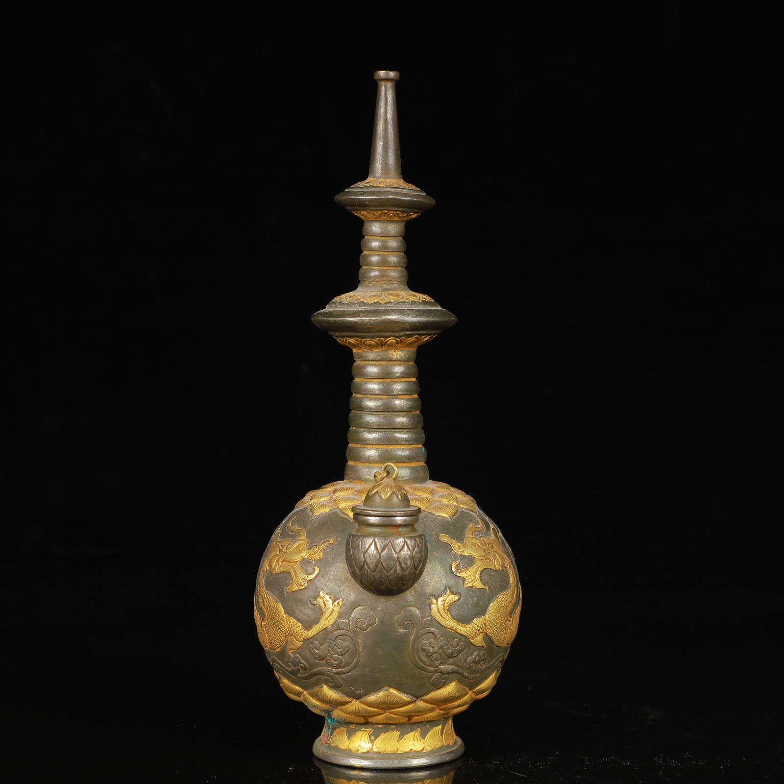 An Exquisite Gilt Silver Dragon Pattern Vase - 7