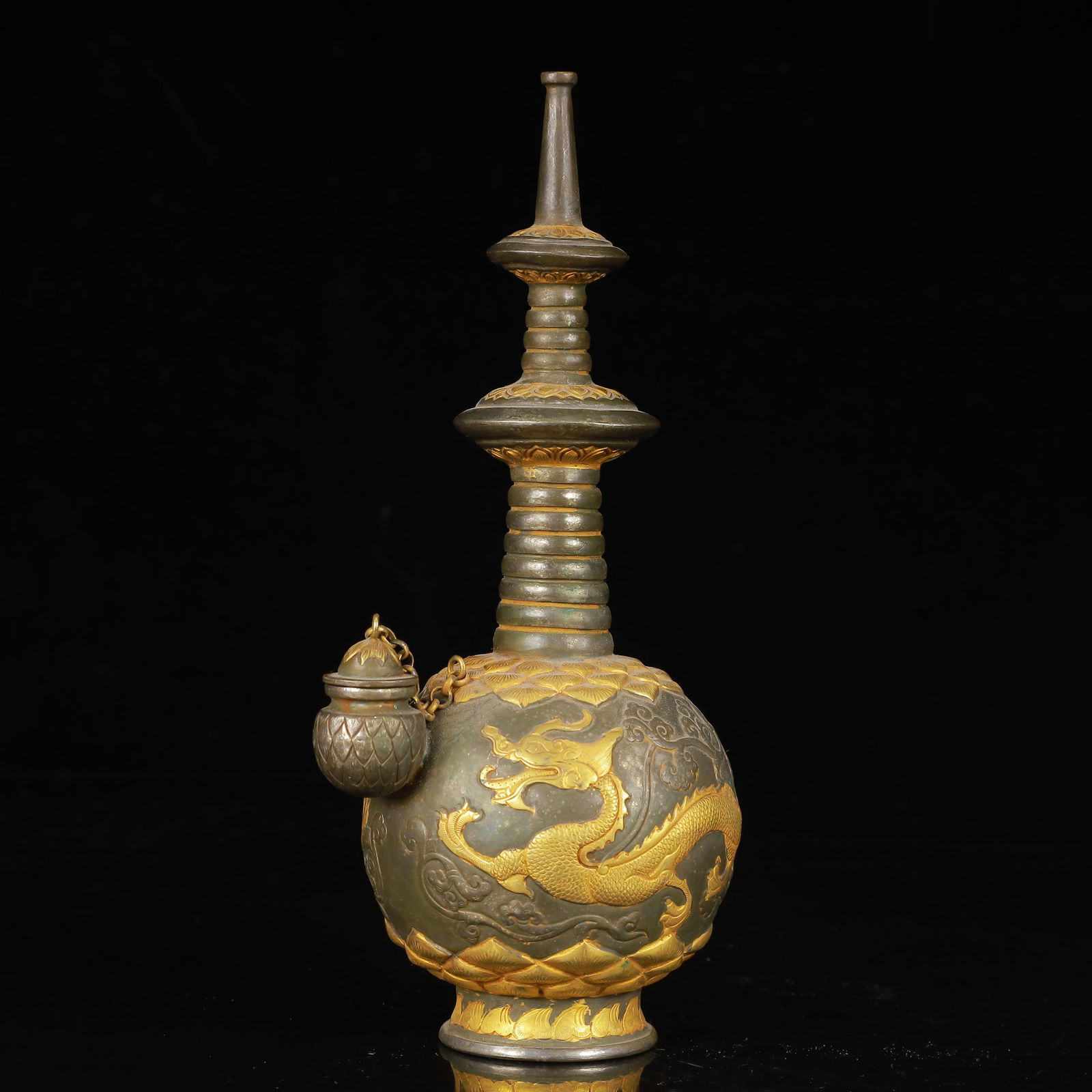 An Exquisite Gilt Silver Dragon Pattern Vase - 9