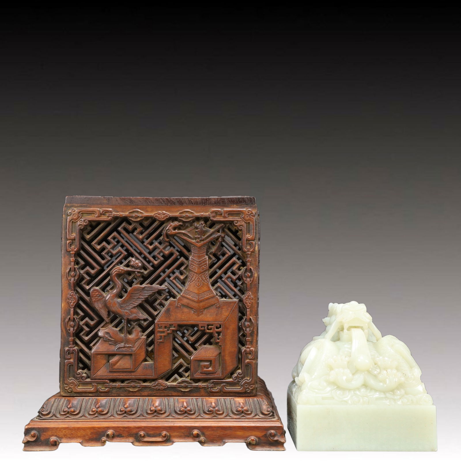 A Precious White Jade Auspicious Beast Pattern Seal,With poem: A Precious White Jade Auspicious Beast Pattern Seal,With poem,Qing Dynasty, China,Size:5.1inx5.3in Weight:4200g 