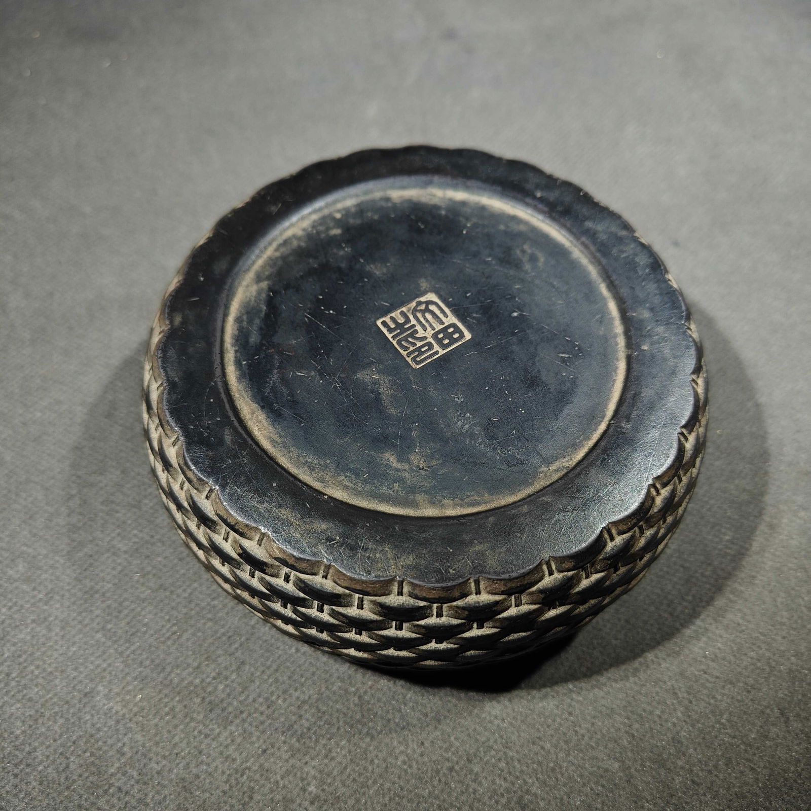 An Exquisite Bats and Peach Pattern Inkstone - 9