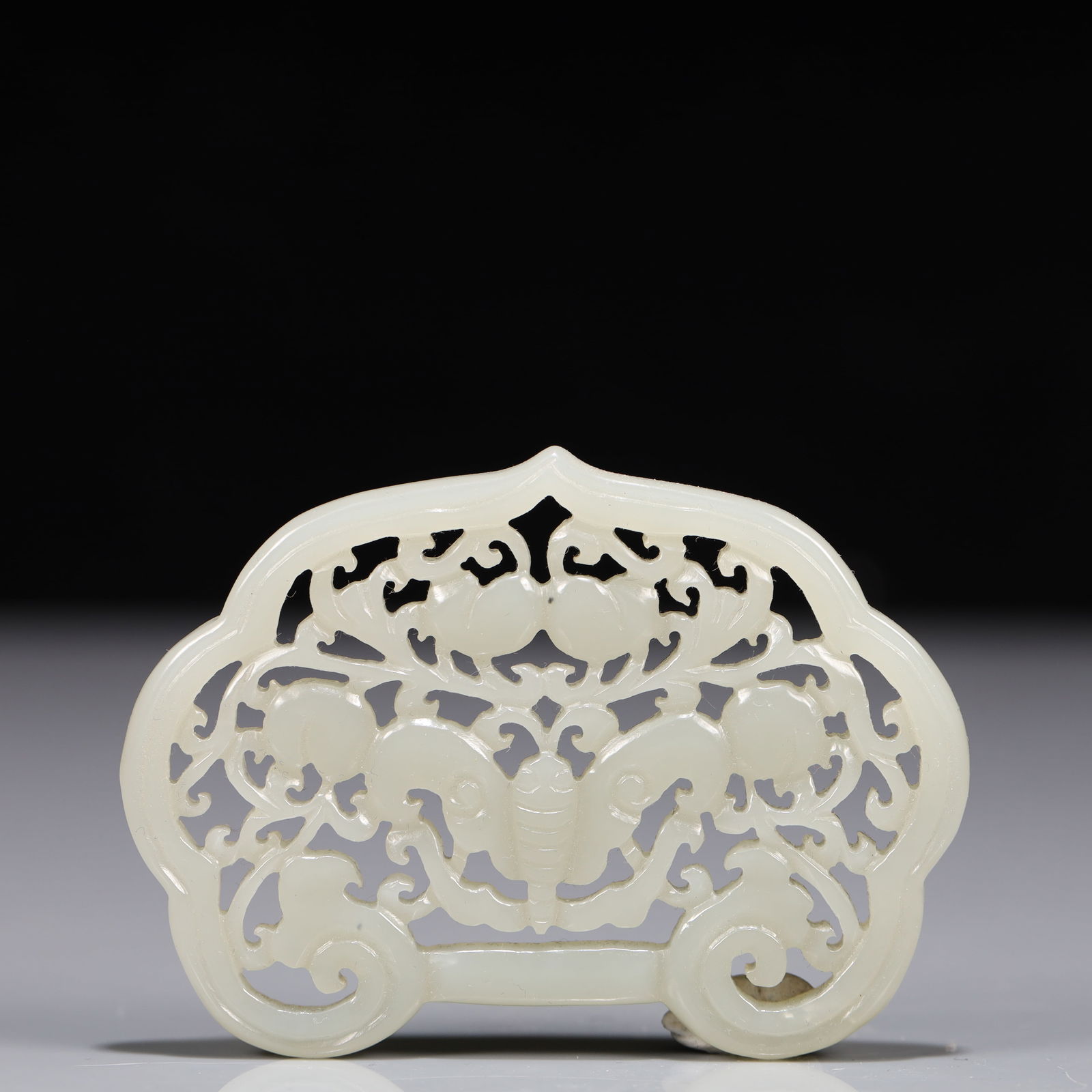 An Exquisite White Jade Bats Blessing Pendant (1 of 4)