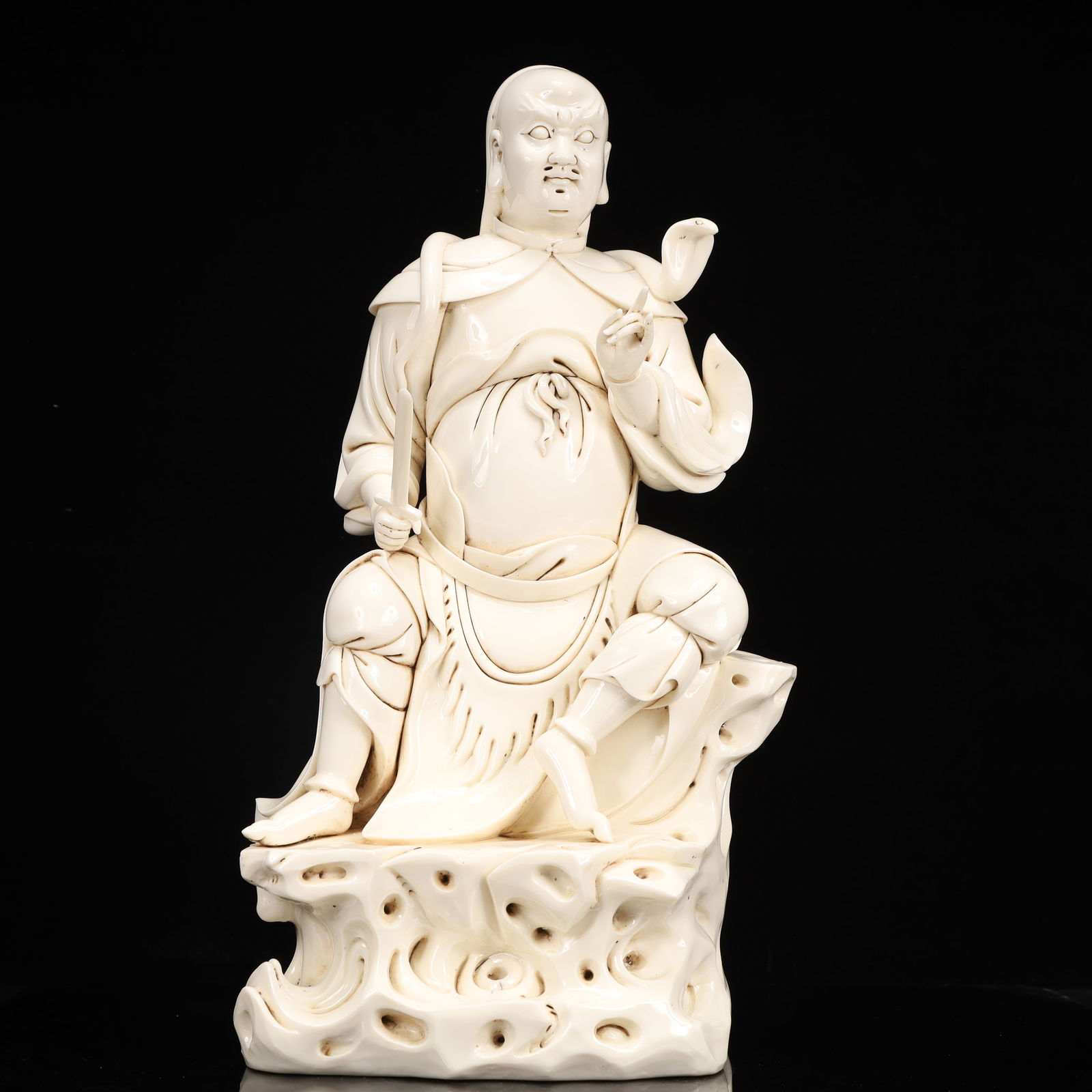 An Exquisite Blance-De-Chine Buddha Statue (1 of 12)