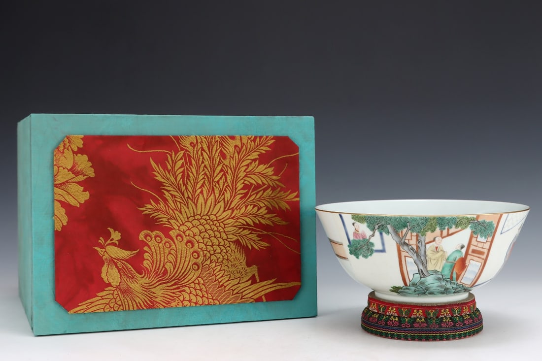 An Exquisite Famille-Rose Character and Story Pattern Bowl: An Exquisite Famille-Rose Character and Story Pattern Bowl,Qing Dynasty, China,Daoguang Six-character Mark,Size:3.7inx8.2in 粉彩人物故事纹碗,中