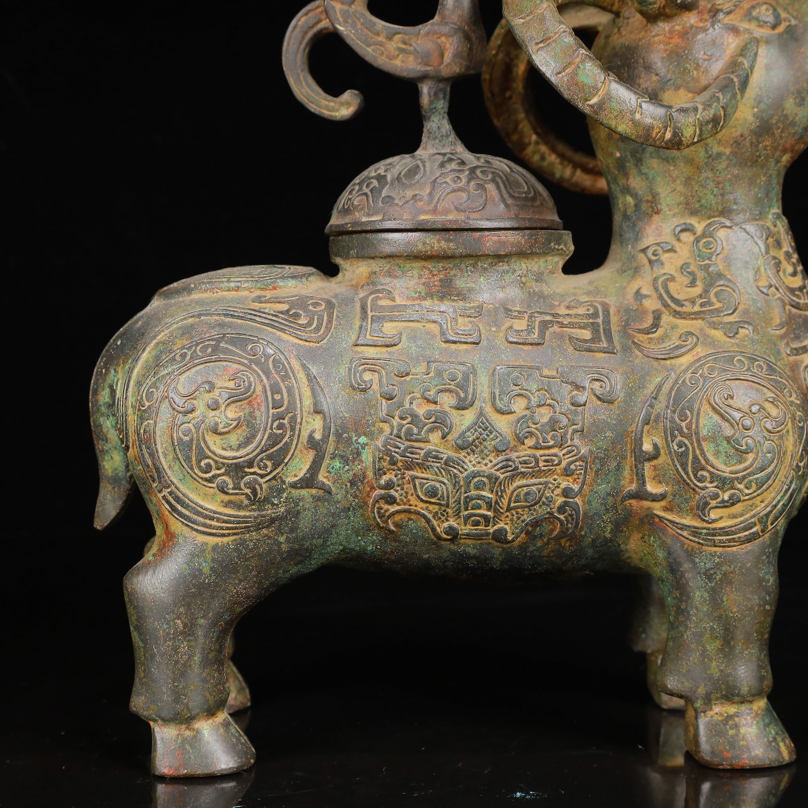 An Archaic Bronze Dragon Pattern Sheep Pot - 9