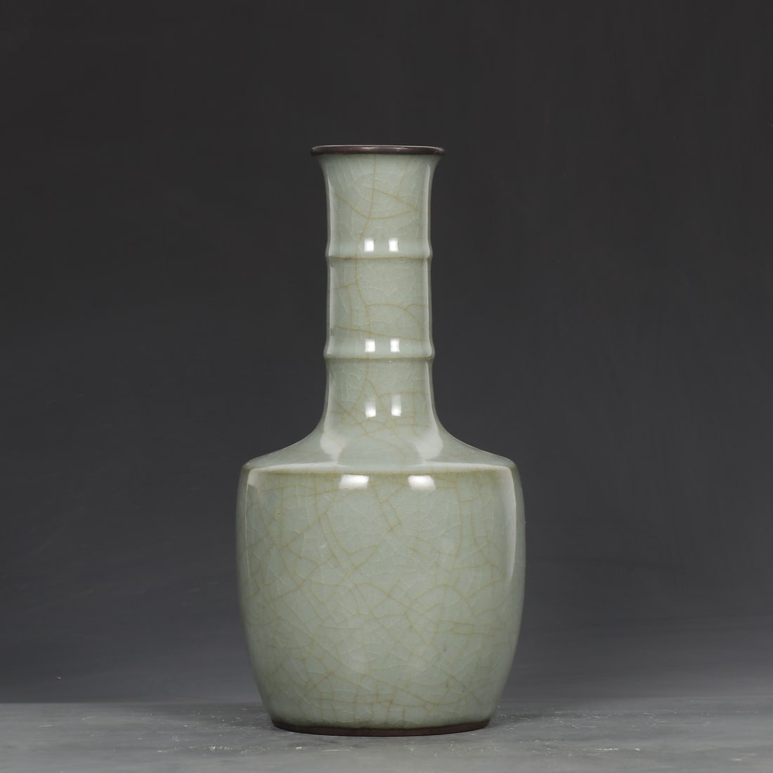 An Exquisite Guan yao Celadon Glazed Cover with Silver Vase,with an Imperial Poem by Emperor (1 of 9)