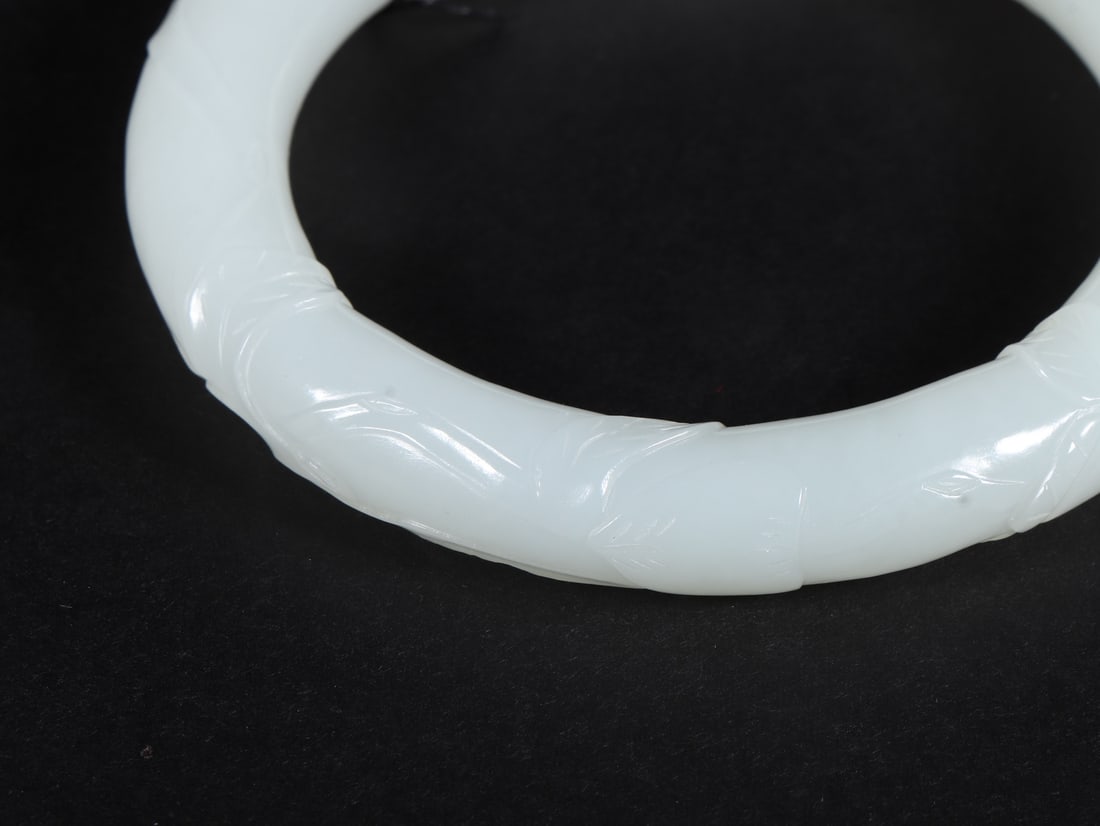 An Exquisite White Jade Bamboo Pattern Bracelet - 5