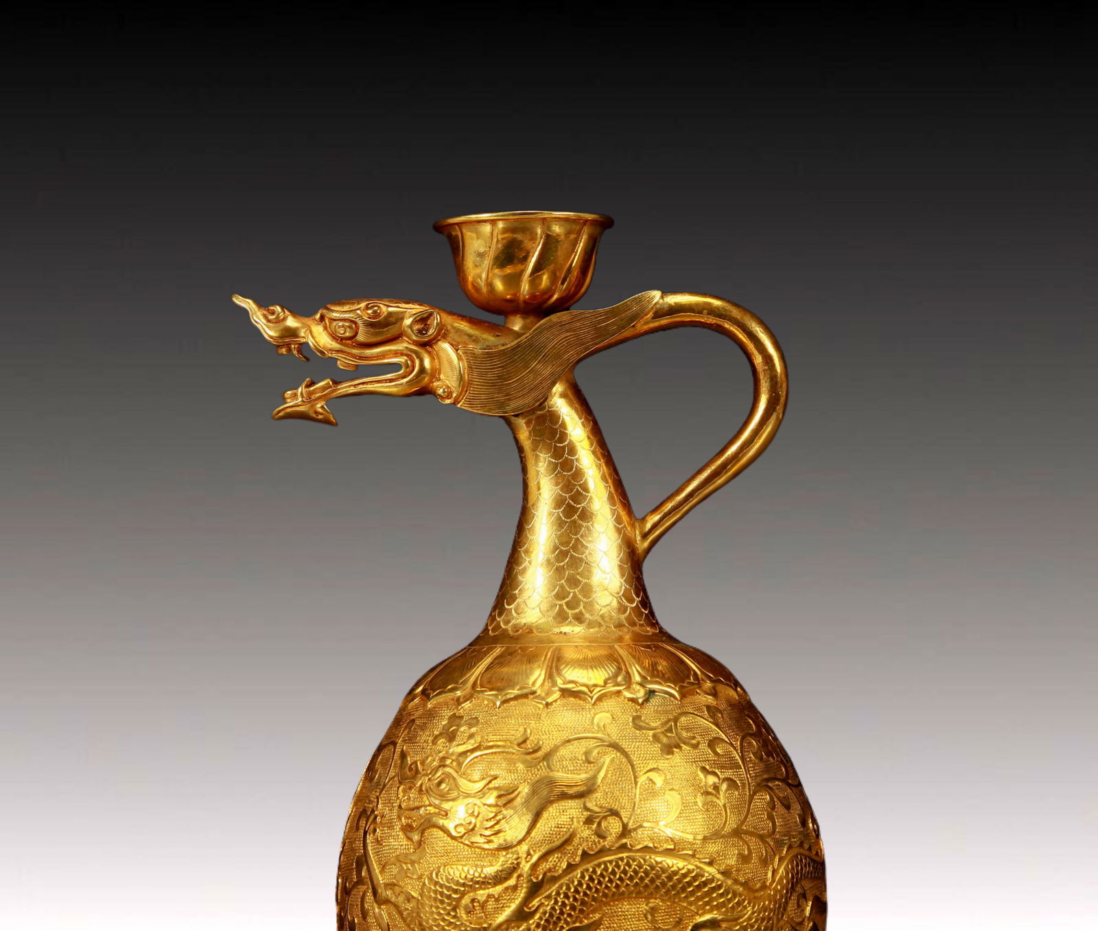 An Exquisite Gilt Bronze Dragon Pattern Ewer - 2