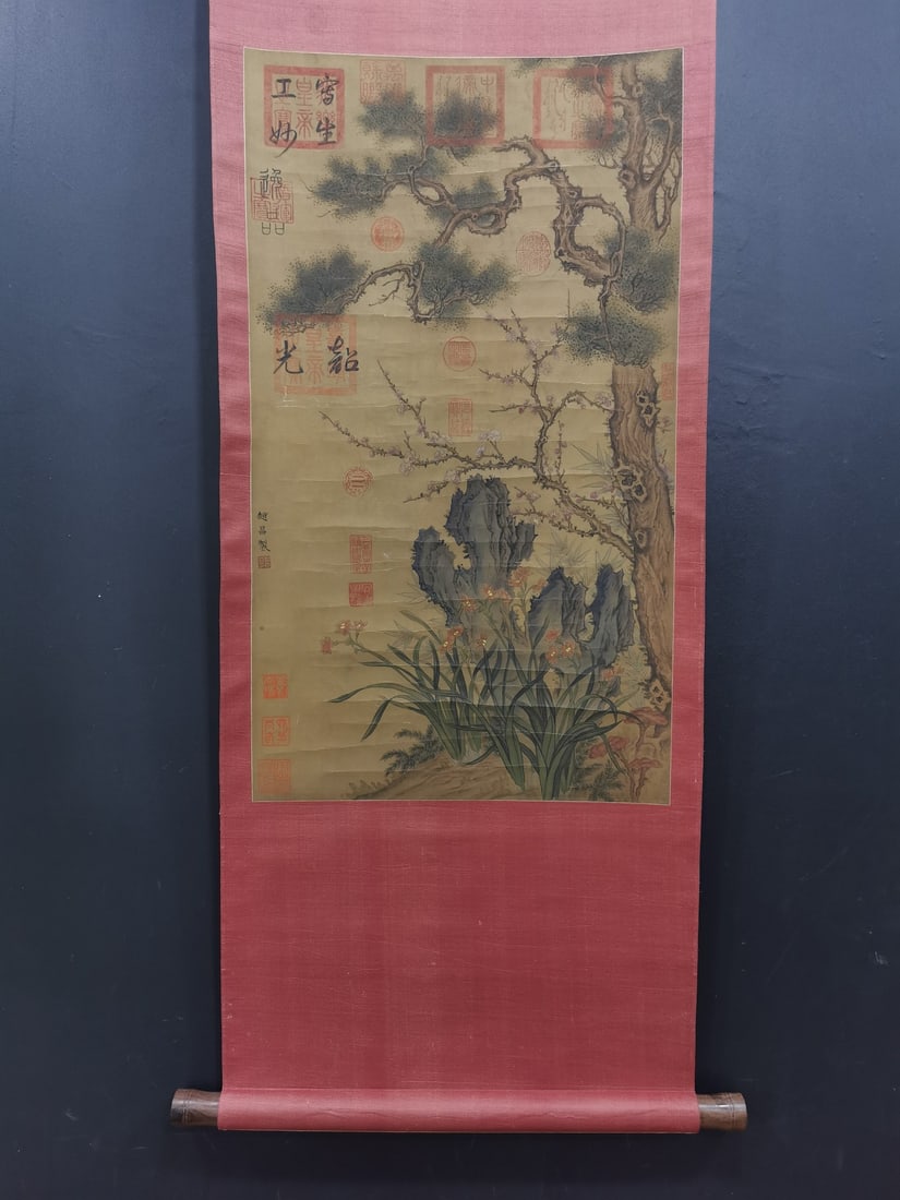 A Chinese Vertical Scroll Ink Painting of Pine on Silk: A Chinese Vertical Scroll Ink Painting of Pine on Silk,Zhao Chang,Size:29.1inx16.7in 