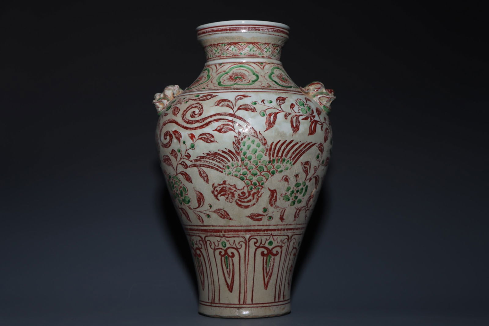 A Huge Red-and-Green Glazed Flower and Phoenix Pattern Beast-Ears Vase: A Huge Red-and-Green Glazed Flower and Phoenix Pattern Beast-Ears Vase,Yuan Dynasty,China,Size:17.9inx10.8in 红绿彩花卉凤纹兽耳瓶,中&#