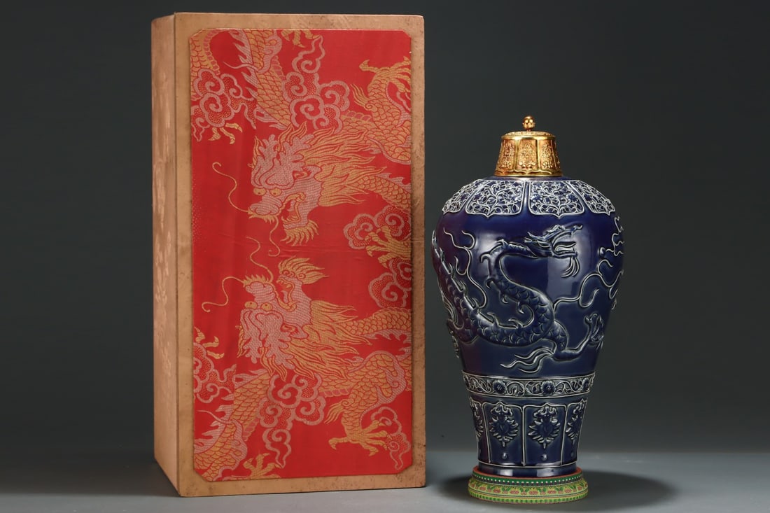 A Huge Ji Blue Glazed Auspicious Cloud and Dragon Pattern Bottle: A Huge Ji Blue Glazed Auspicious Cloud and Dragon Pattern Bottle,Size:19.1inx10.2in,Yuan Dynasty,China 霁蓝釉祥云龙纹盖瓶,中国元