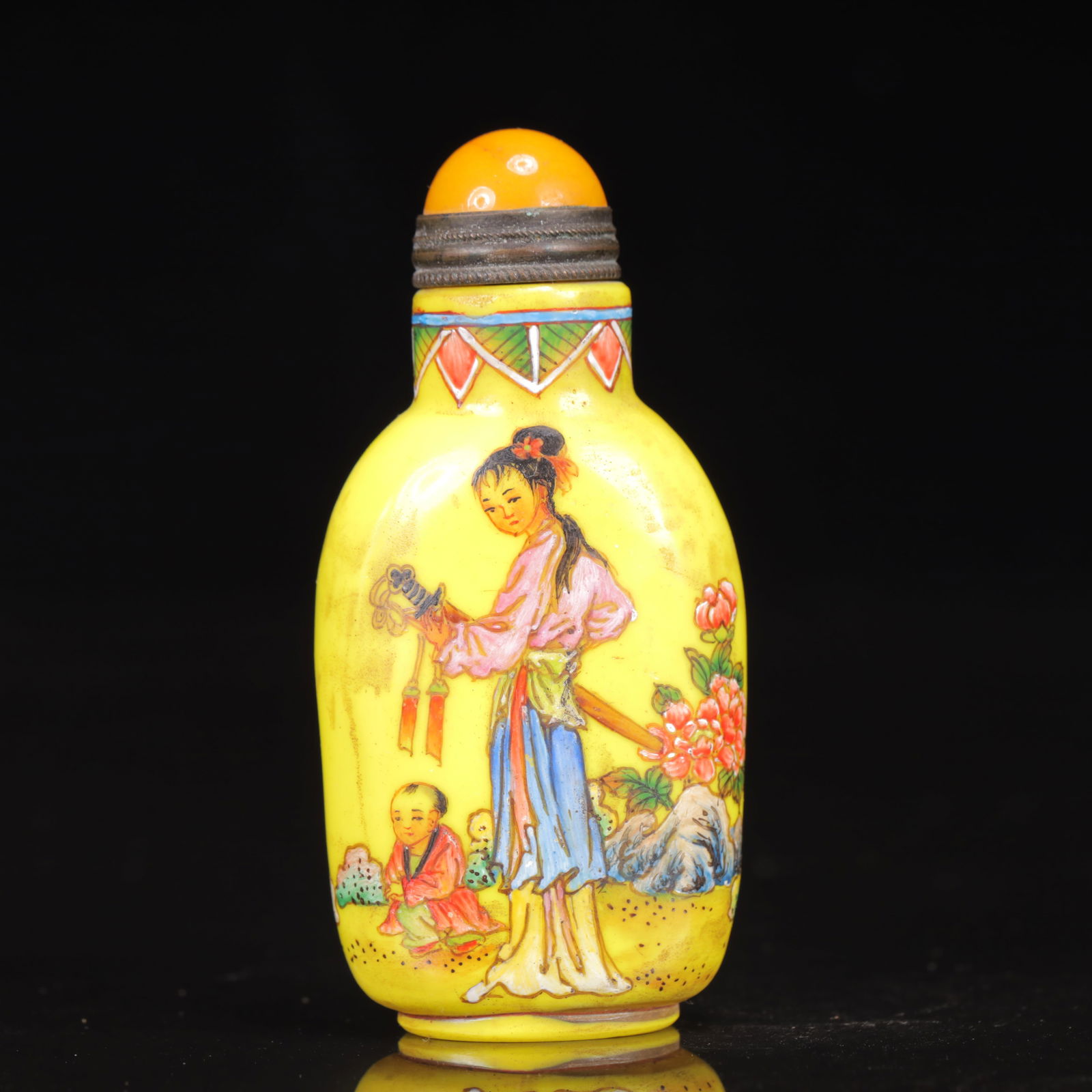 An Exquisite Glass Figure Pattern Snuff Bottle - 5