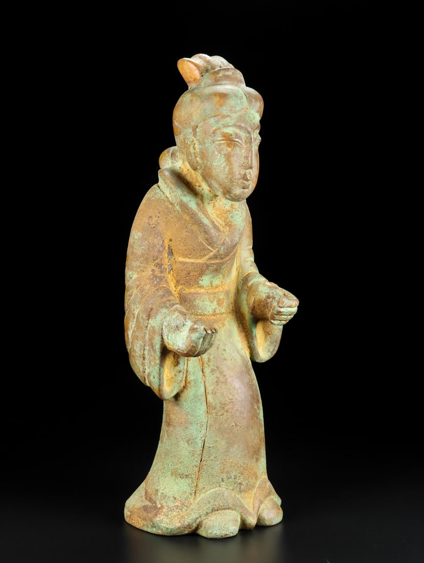 An Exquisite Archaic Jade Figure Ornament - 7