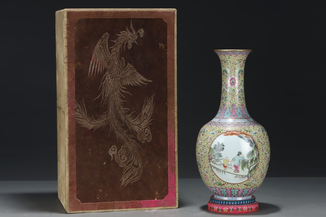 A Rare Famille-Rose Character and Story Pattern Vase: A Rare Famille-Rose Character and Story Pattern Vase,Qing Dynasty,China,Qianlong Six-character Mark,Size:13.3inx6.7in 
