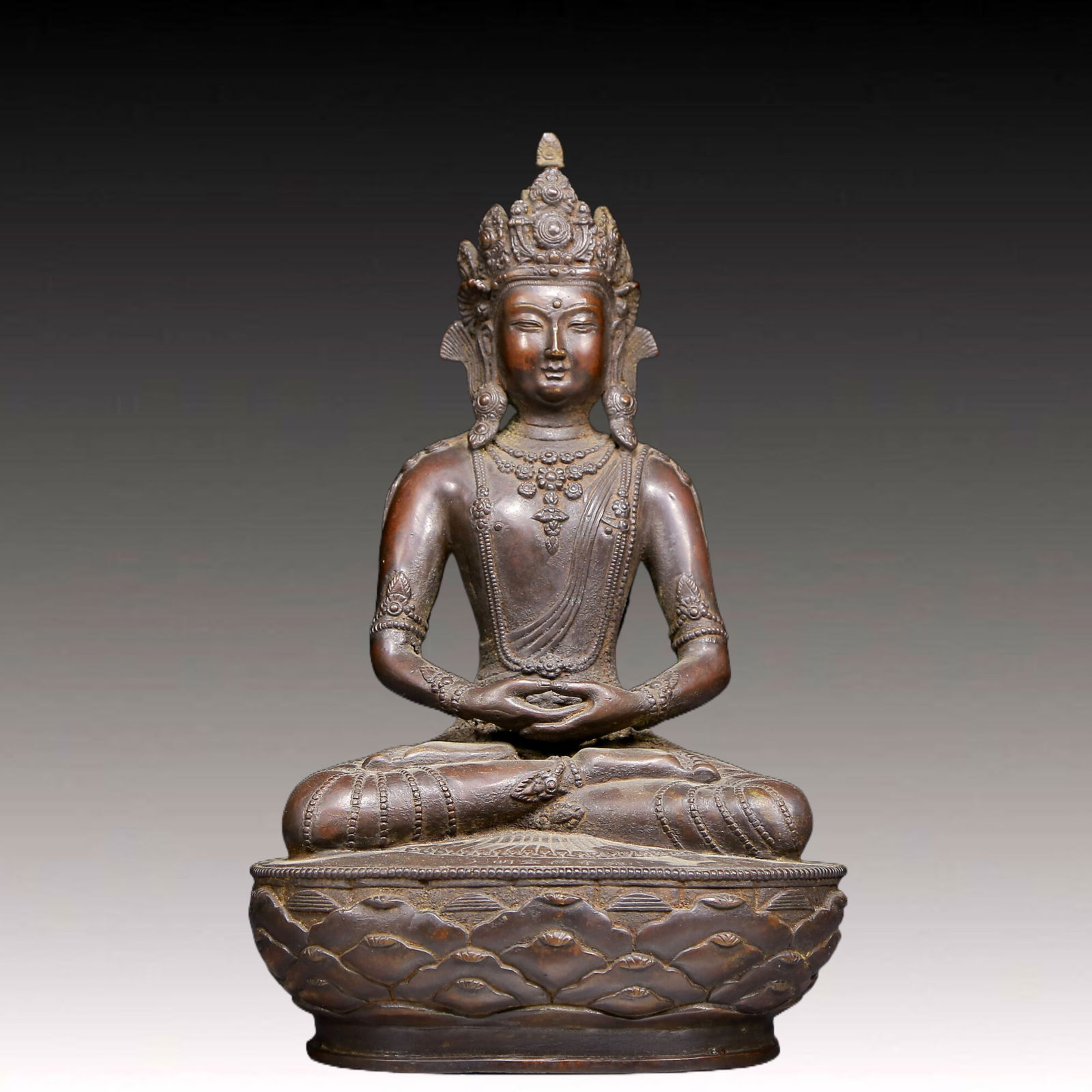 A Solemn Bronze Statue of Amitayus: A Solemn Bronze Statue of Amitayus,Ming Dynasty, China,Xuande Six-character Mark,Size:7.9inx7.1inx13.4in,Weight:4950g 