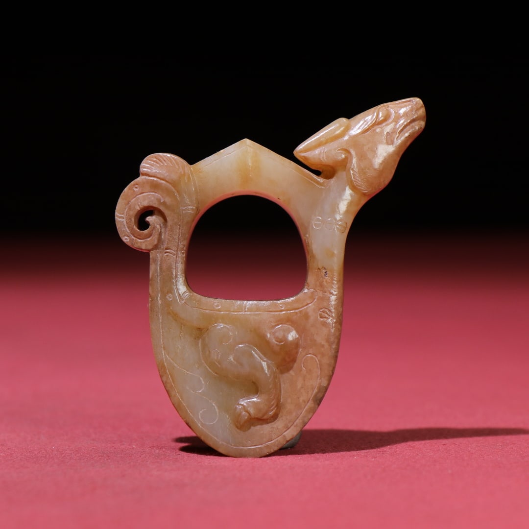 An Exquisite White Jade Deer Pattern Pendant - 6
