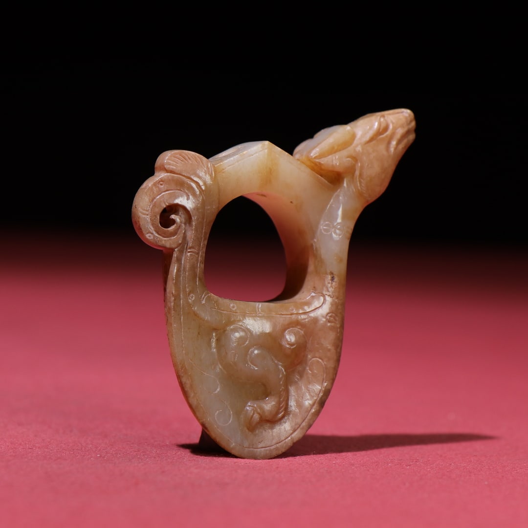 An Exquisite White Jade Deer Pattern Pendant - 8