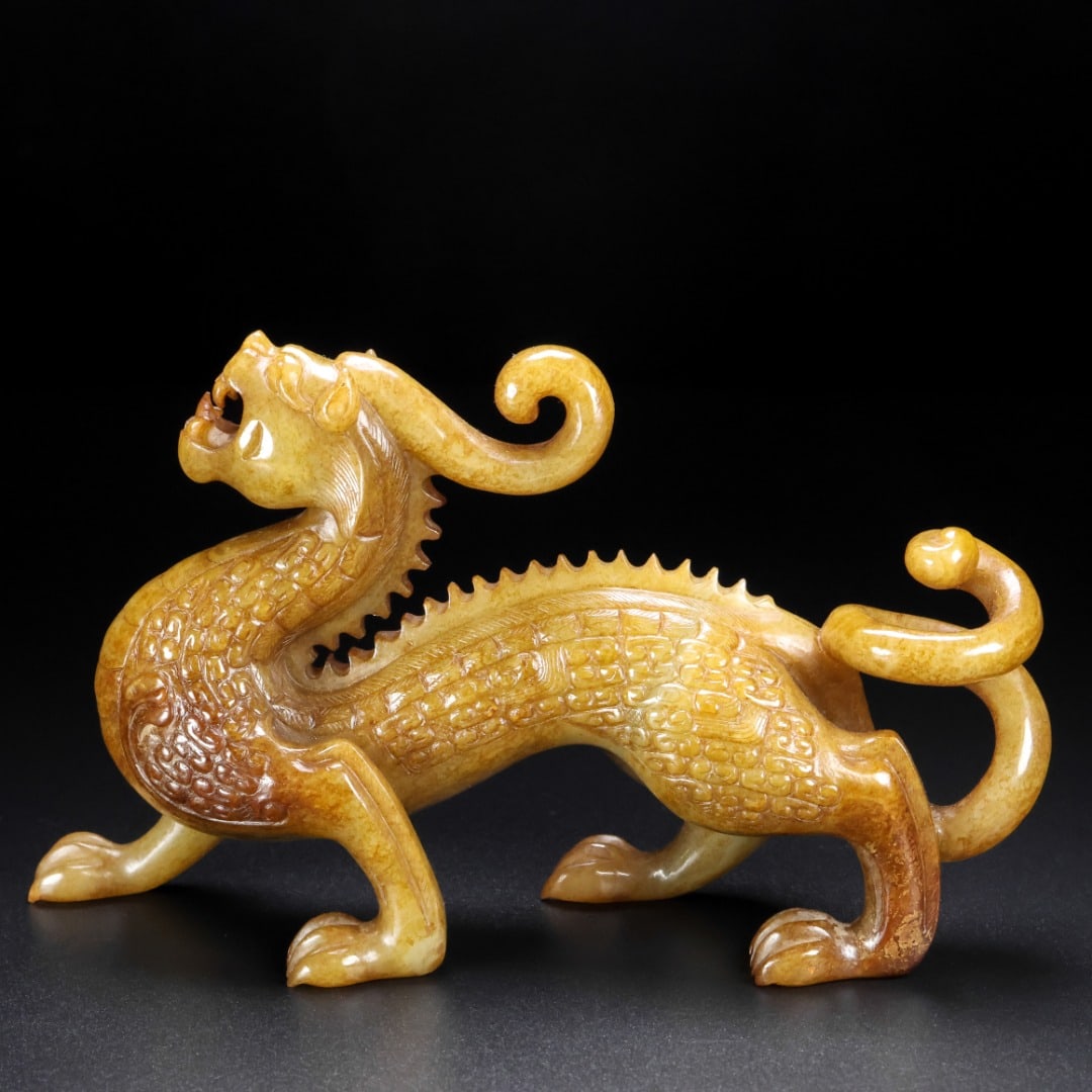 An Archaic Gaogu yu Auspicious Beast Ornament: An Archaic Gaogu yu Auspicious Beast Ornament,Ancient Time, China, Size:5.9inx2inx3.7in, Weight:340g 