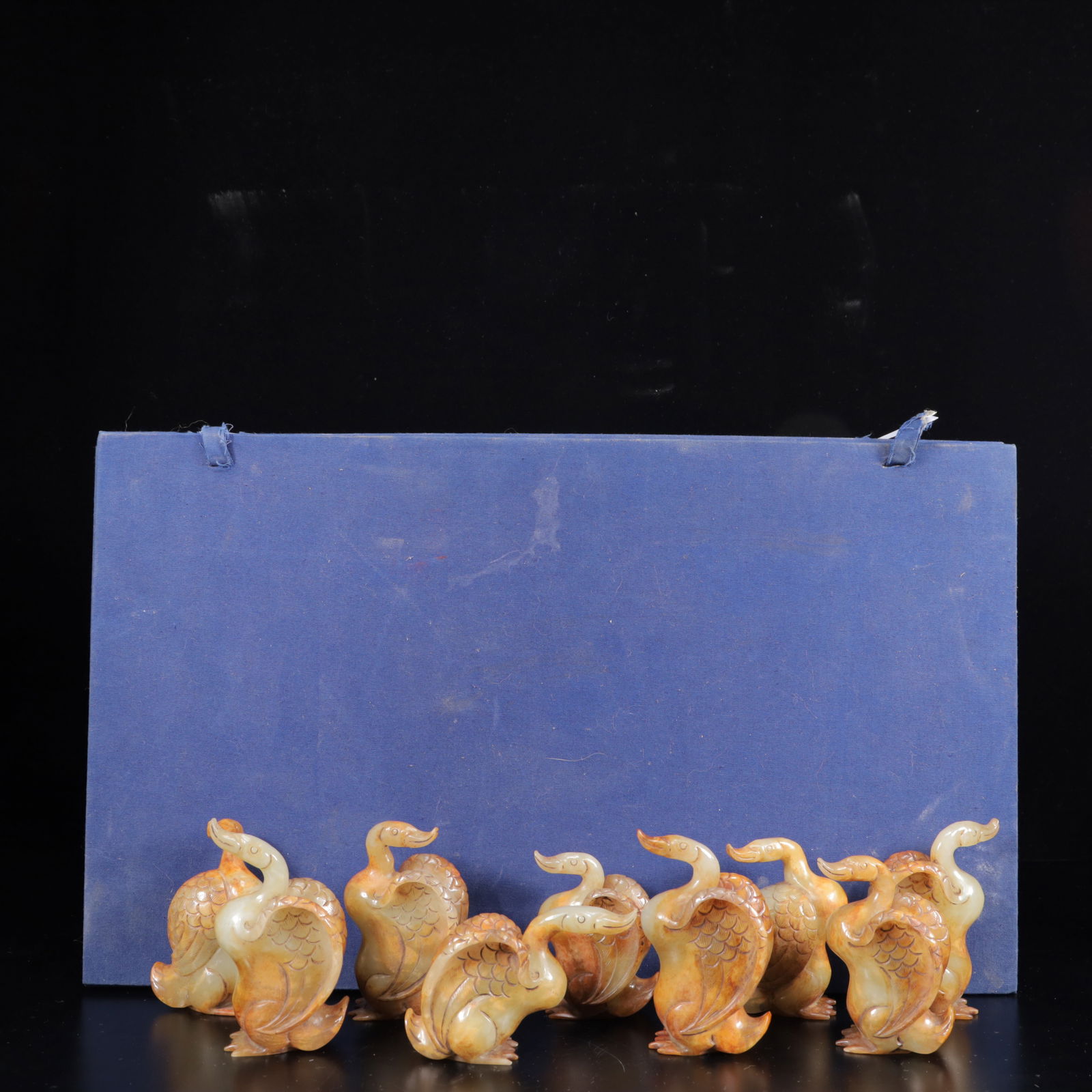 A Set of Fine White Jade Goose Ornaments: A Set of Fine White Jade Goose Ornaments,Qing Dynasty,China,Size:2inx1.6inx3.9in,Weight:1550g 一套白玉鹅摆件,中国清代