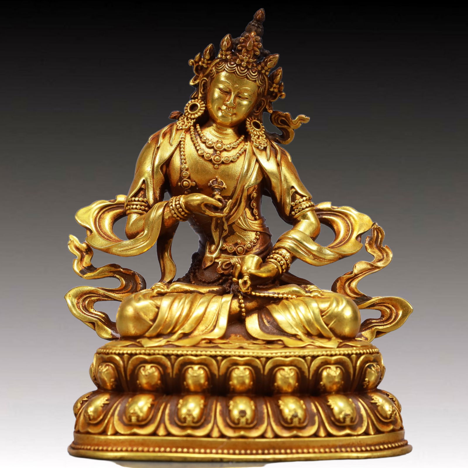 A Solemn Gilt Bronze Statue of Tara: A Solemn Gilt Bronze Statue of Tara,Ming Dynasty, China,Yongle Six-character Mark,Size:3inx2.2inx3.9in,Weight:606g 