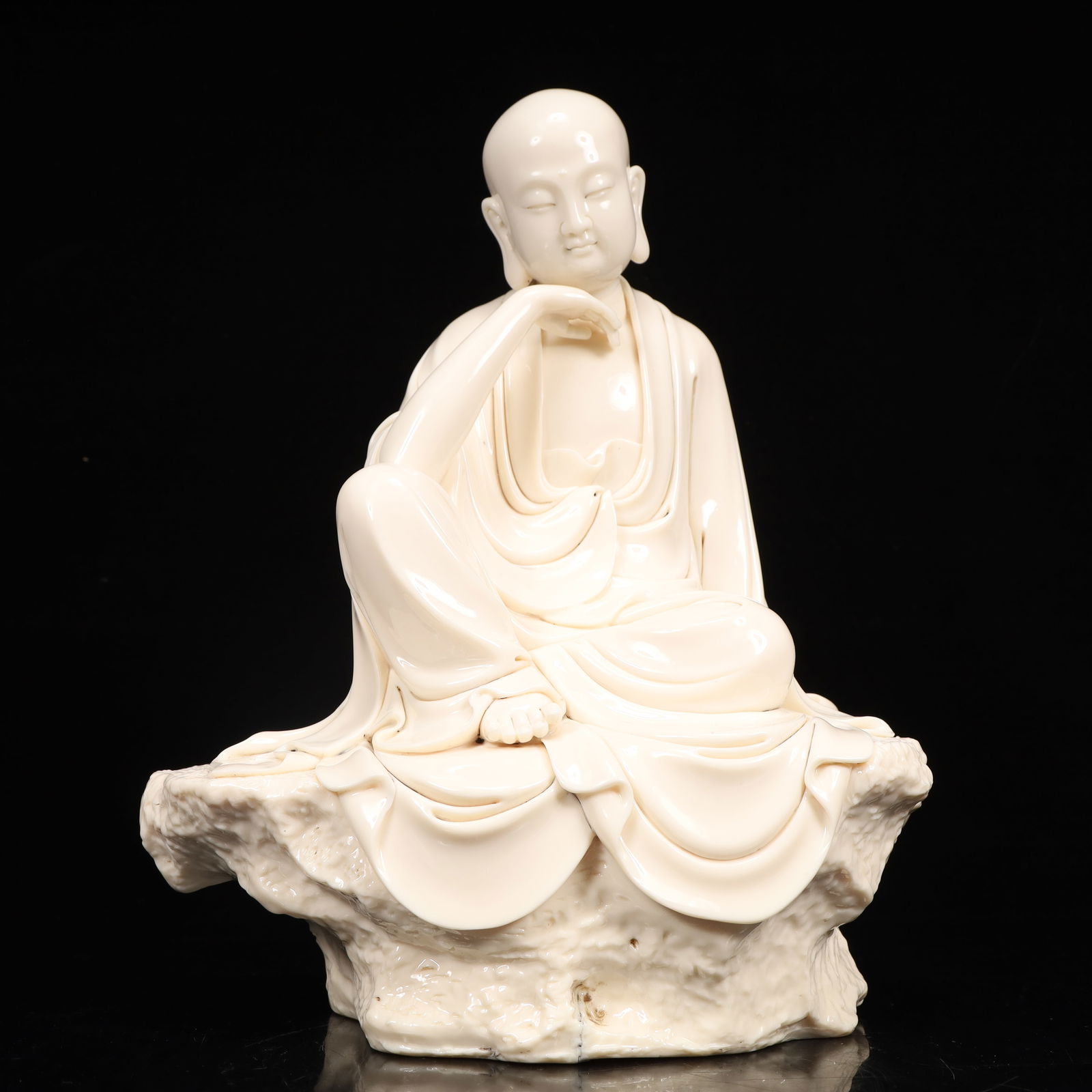 An Exquisite Blance-De-Chine Statue of Amitayus: An Exquisite Blance-De-Chine Statue of Amitayus, Qing Dynasty, China, With Mark, Size:10.2inx9.8inx13.4in, Weight:5300g 